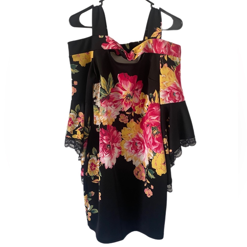 VENUS off the shoulder dress